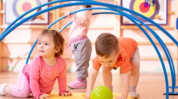 Zajęcia dodatkowe dla dzieci na siłowni przeznaczonej dla dzieci