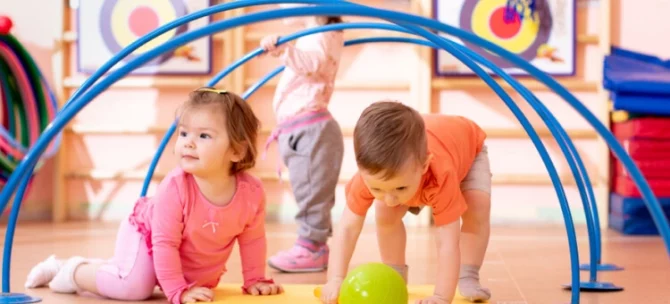 Zajęcia dodatkowe dla dzieci na siłowni przeznaczonej dla dzieci