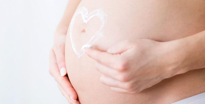 7 zabiegów i kosmetyków, których powinnaś unikać w ciąży
