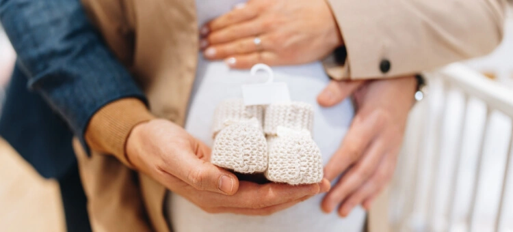 Rodzice czekający na narodziny dziecka