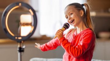 Karaoke jako narzędzie do nauki języków obcych - co warto o tym wiedzieć?